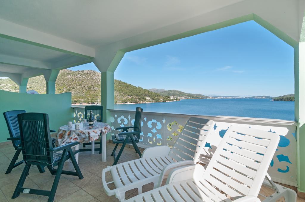 Apartment Stojan A1 Marina Exterior photo